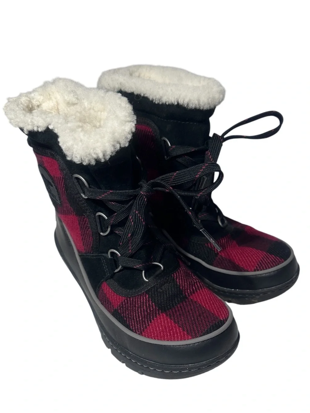 Sorel Tivoli III winter snow boots red & black buffalo plaid women’s 6